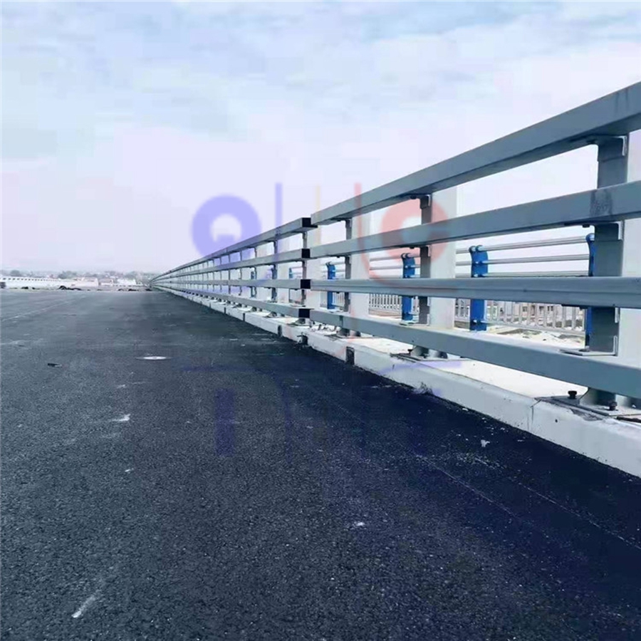 <b>Bridge Facilities-01 Guard Rails</b>